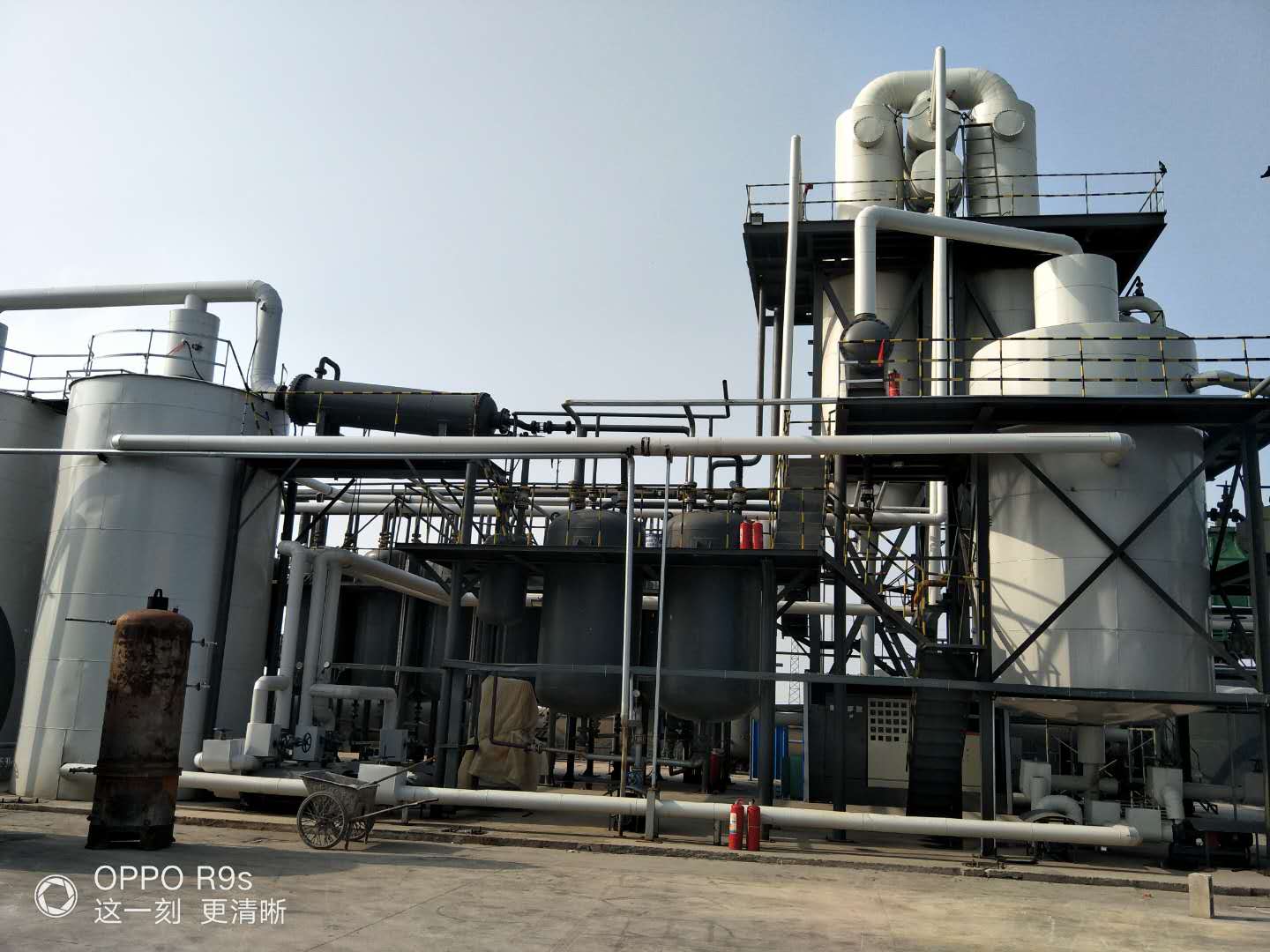 廢輪胎煉油設(shè)備 廢輪胎煉油設(shè)備